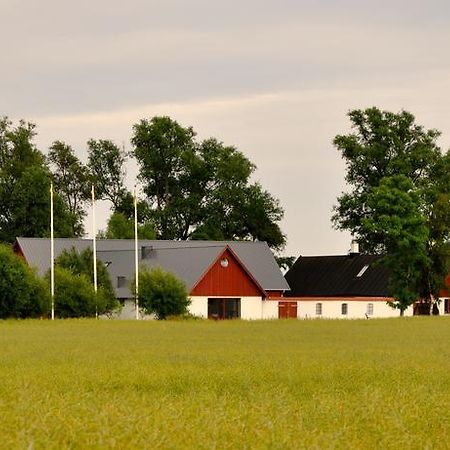 Nils Holgerssongarden Bed and Breakfast Skurup Buitenkant foto