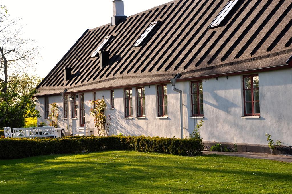 Nils Holgerssongarden Bed and Breakfast Skurup Buitenkant foto