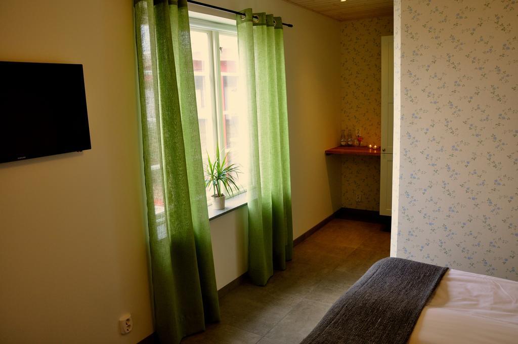 Nils Holgerssongarden Bed and Breakfast Skurup Kamer foto